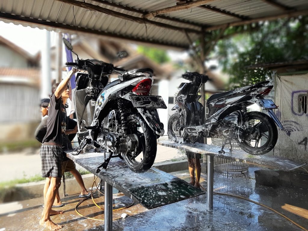 Mengapa Cilacap Memilih Sumber Rizqi untuk Perawatan Motor?